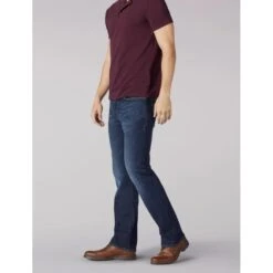LEE Men's Extreme Motion Straight Fit Tapered Jeans -Fam By Style 2076433 401 alt2