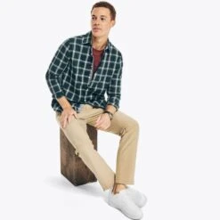 NAUTICA Men's Navtech Trim Fit Button Down -Fam By Style 2082674 402 alt2