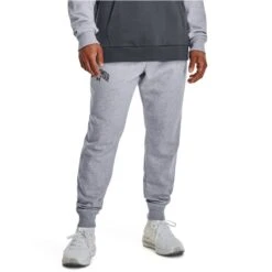 UNDER ARMOUR Men's UA Rival Fleece Wordmark Joggers 7 UNDER ARMOUR Men's UA Rival Fleece Wordmark Joggers -Fam By Style 2083774 002 alt2