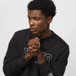 VANS Guys' Classic Sport Pullover Fleece Crew -Fam By Style 2083904 001 alt2