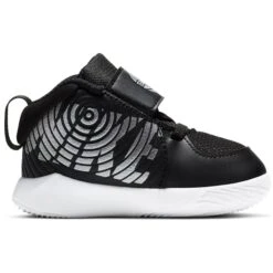 NIKE Toddlers' Team Hustle D9 Basketball Shoe 6 NIKE Toddlers' Team Hustle D9 Basketball Shoe -Fam By Style 2062578 001 alt2