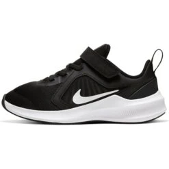 NIKE Boys' Downshifter 10 Running Shoe, Wide -Fam By Style 2068146 001 alt1