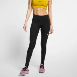 NIKE Women's Fast Tight -Fam By Style 2068298 001 alt2