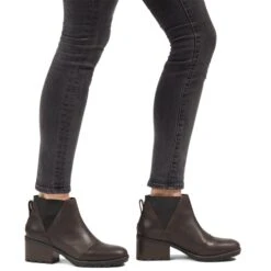 SOREL Women's Cate Chelsea Bootie 13 SOREL Women's Cate Chelsea Bootie -Fam By Style 2070679 201 alt6