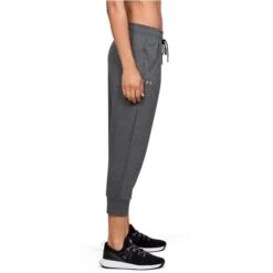 UNDER ARMOUR Women's UA Tech Capris 10 UNDER ARMOUR Women's UA Tech Capris -Fam By Style 2072961 002 alt4