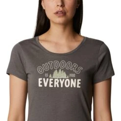 COLUMBIA Women's Daisy Days Short Sleeve Graphic Tee -Fam By Style 2072979 003 alt4