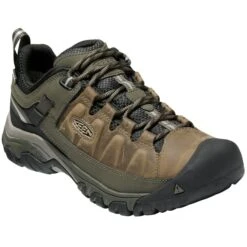 KEEN Men's Targhee III Waterproof Hiking Shoe, Wide