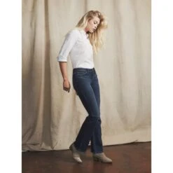 LEE Women's Legendary Mid Rise Bootcut Jeans -Fam By Style 2080775 403 alt5