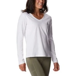 COLUMBIA Women's Sapphire Point Long-Sleeve Shirt -Fam By Style 2082022 101 alt3