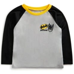 BATMAN Boys' Long-Sleeve Pajama Set, 2 Piece -Fam By Style 2084052 001 alt2