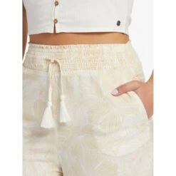 ROXY Juniors' Tropical Rhythm Beachy Pants 9 ROXY Juniors' Tropical Rhythm Beachy Pants -Fam By Style 2089418 908 alt3